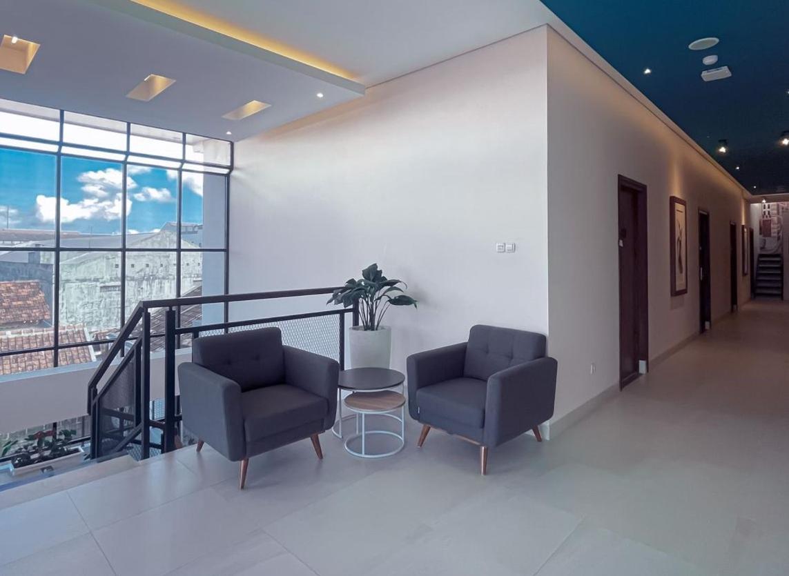 Aj Boutique Hotel 日惹 外观 照片